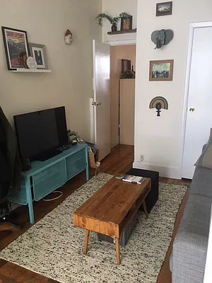 Rented by Brownstone Property Group | media 17