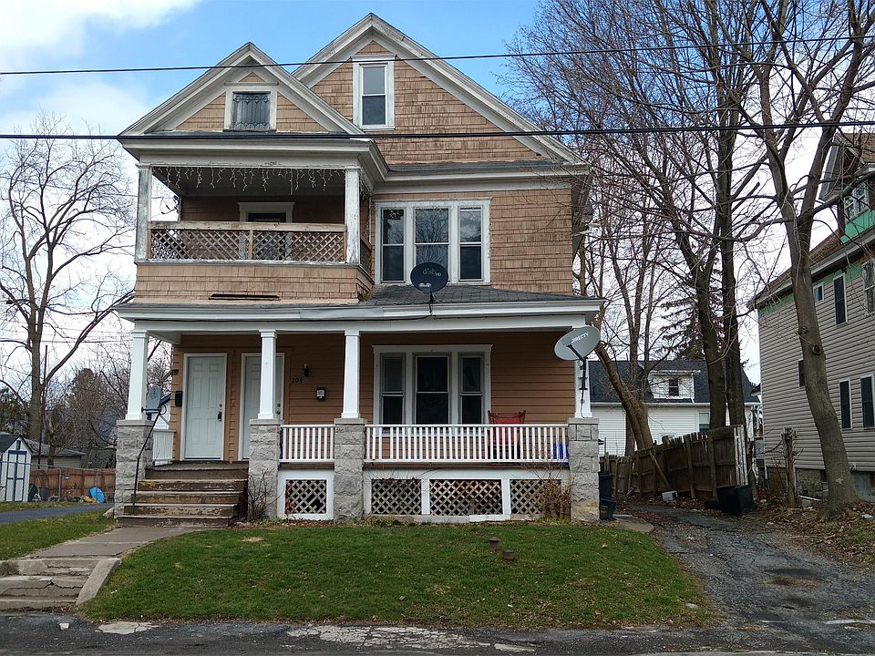 1st image of 204 Lynch Ave #2