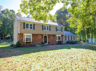 172 Canoe Brook Rd, Trumbull, CT 06611