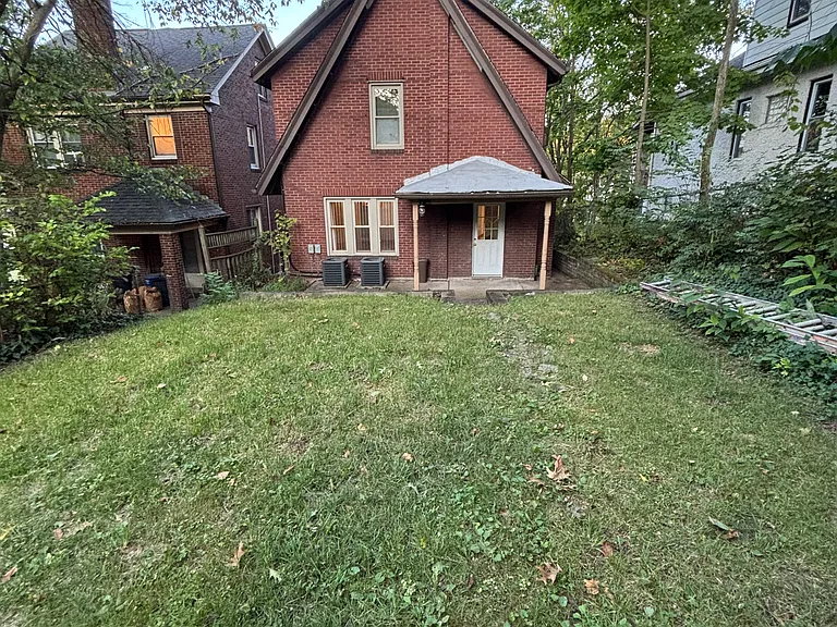1204 Fallowfield Ave — Photo 37
