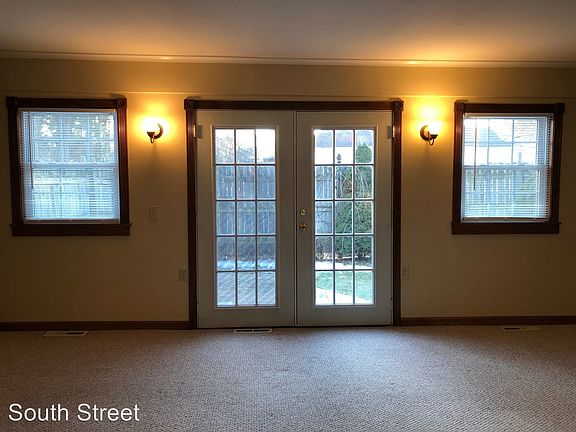 3rd image of 604 South St APT 12