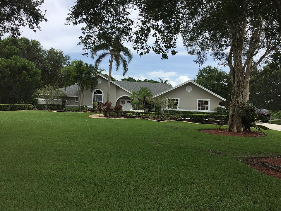 2nd image of 5200 SW 195th Ter