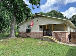 1189 Southwood Dr, Huntsville, TX 77340