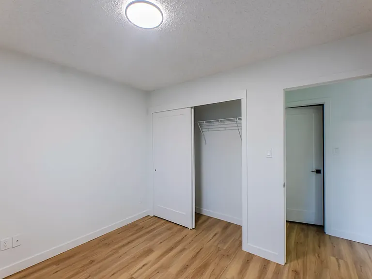 510 21st Ave SW — Photo 28