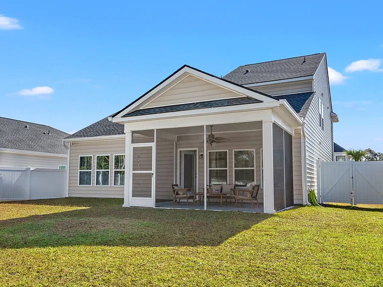 9060 Island Shore Ave — Photo 13