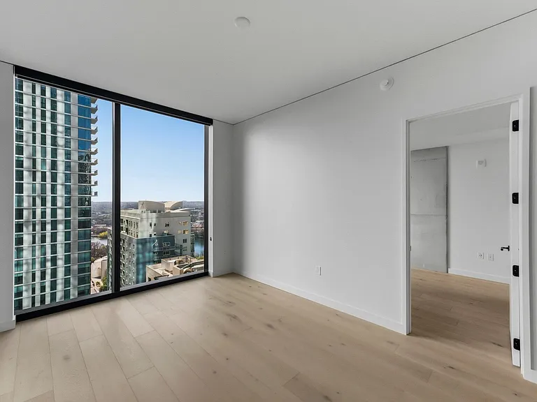 610 Davis St #2204 — Photo 5