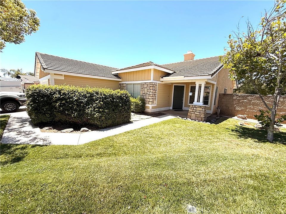 1st image of 35779 Lourdes Dr