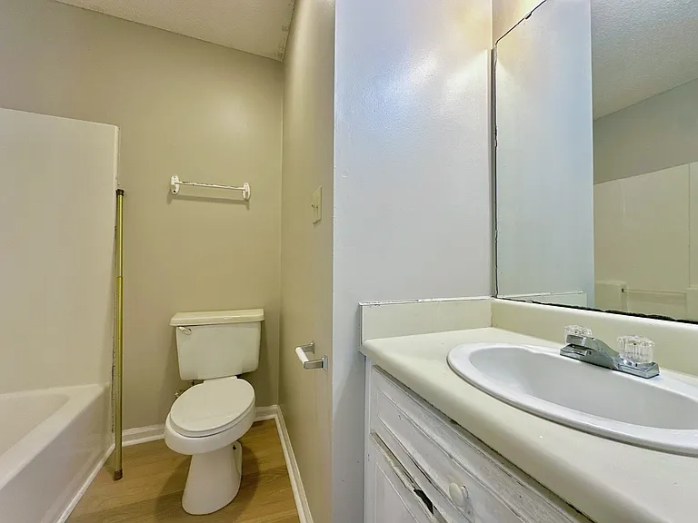 5 Kensington Cir — Photo 8