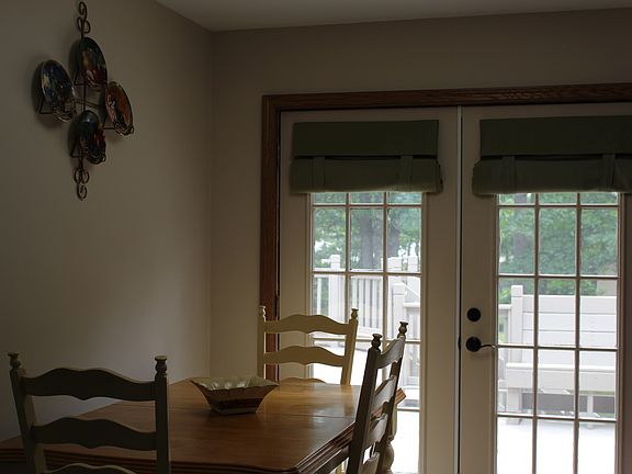 5th image of 217 Oakridge Dr