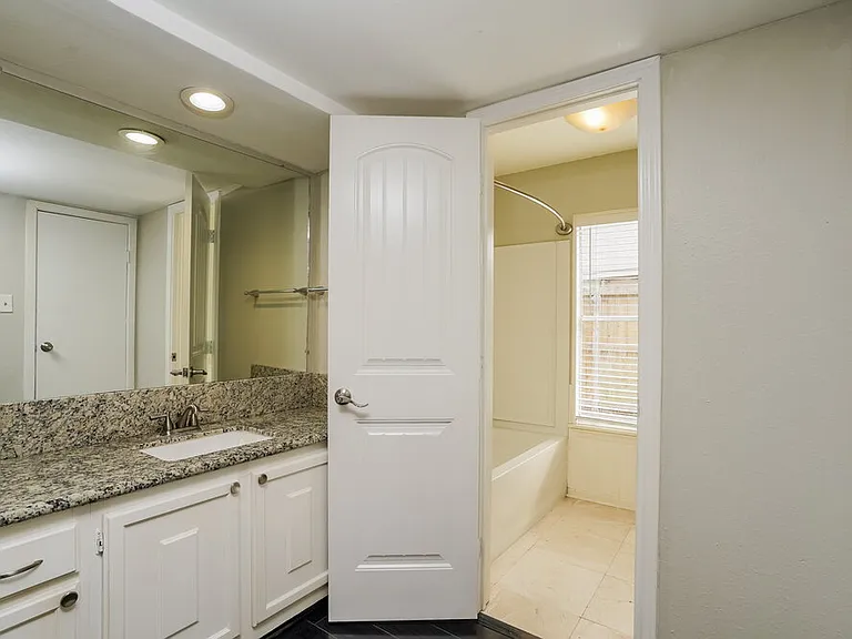 3534 Duncaster Dr — Photo 14