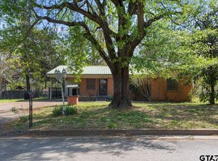 512 S Boyd St, Lindale, TX 75771