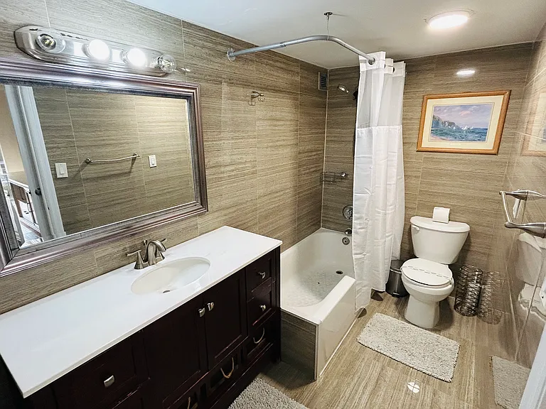 17021 N Bay Rd — Photo 26