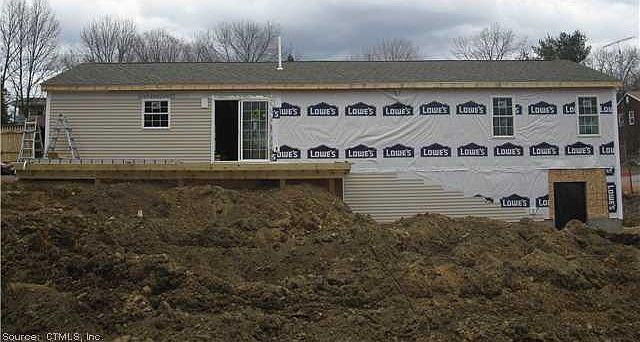 2nd image of 13 Blossom Ln