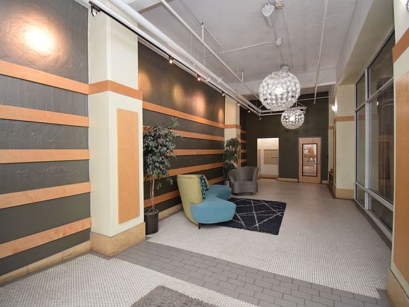 3rd image of 163 W 200 S APT 206