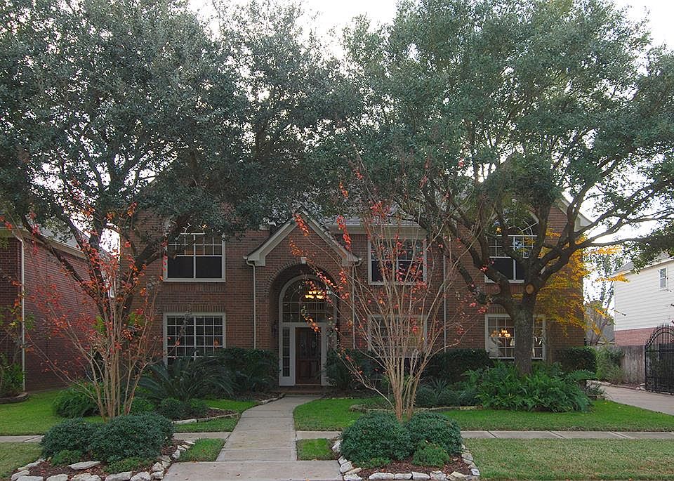 1st image of 1822 Lake Winds Dr