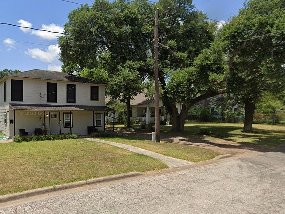 1st image of 510 2nd St