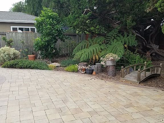 3rd image of 3948 Pasadena Dr