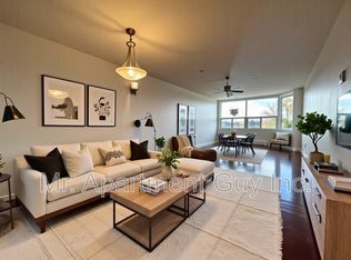 55 Green Valley Dr #408, Kitchener, ON N2P1Z6