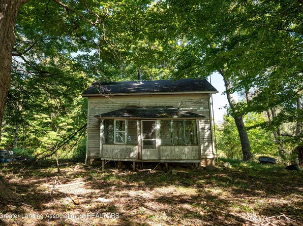 5003 Nims Rd, Leslie, MI 49251