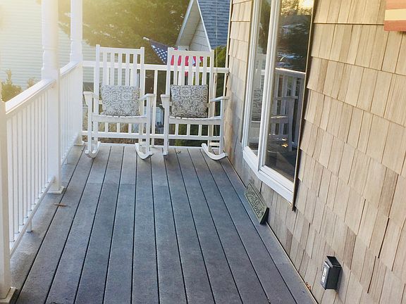 2nd image of 227 Ontario St