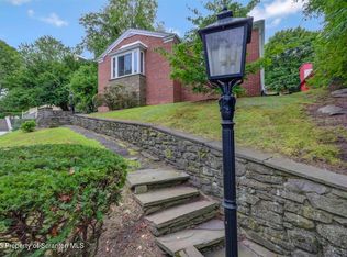 606 N Webster Ave, Scranton, PA 18510