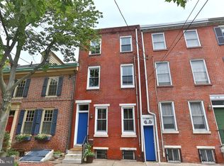 221 Monroe St, Philadelphia, PA 19147