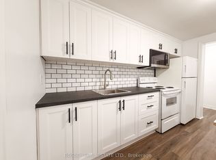 464 Palmer Ave #B2, Richmond Hill, ON L4C 1R1