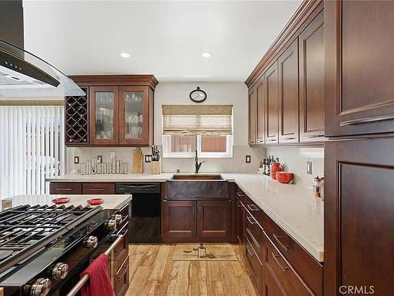 5th image of 1710 Grant Ave Unit 6