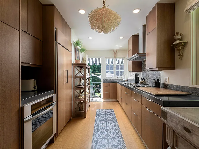 3109 Calle Cedro — Photo 3