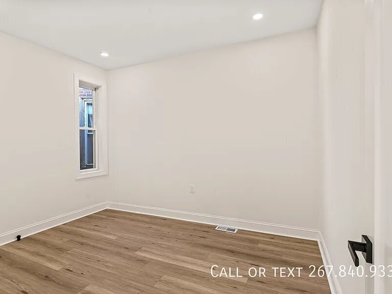 2921 W Oxford St #SFH — Photo 24