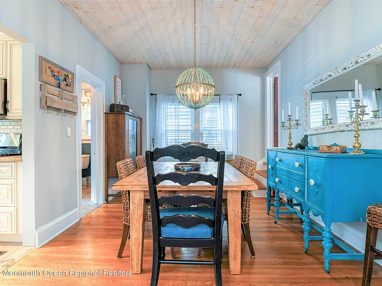 1505 Emory St #WINTER RENTAL — Photo 15
