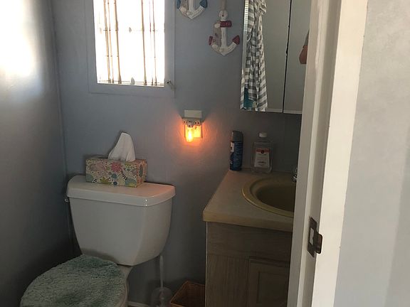 Half Bathroom in Master