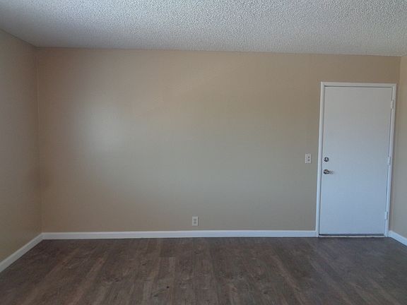 2nd image of 946 S Barrett Rd APT 4