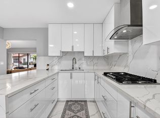 6306 White Sabal Palm Ln, Green Acres, FL 33463