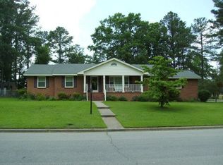 204 Hunting Ridge Rd, Roanoke Rapids, NC 27870