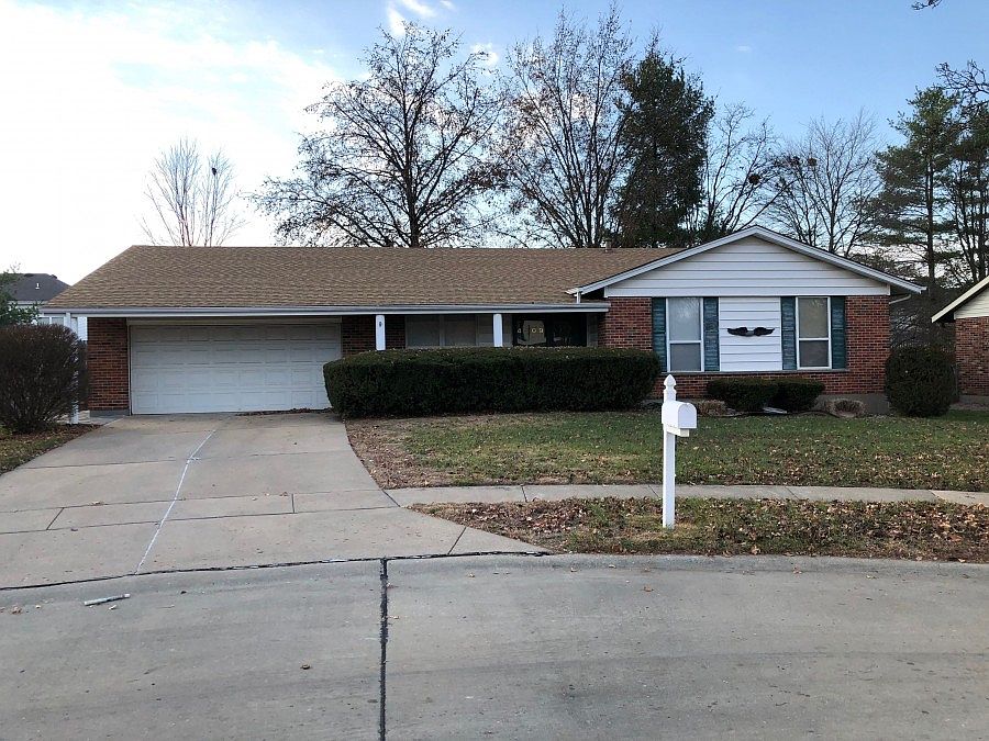 1st image of 4009 Les Cherbourg Ln
