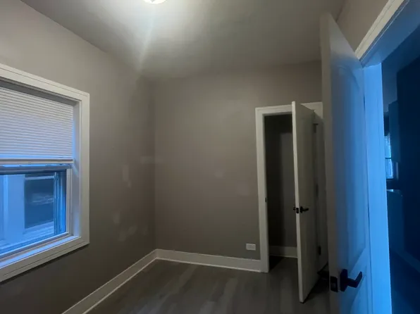 6825 S Maplewood Ave #1, Chicago, IL 60629