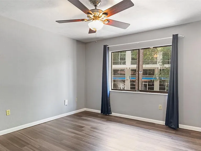2635 SW 35th Pl #301 — Photo 21