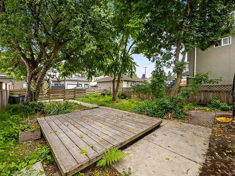 4736 Knight St — Photo 15
