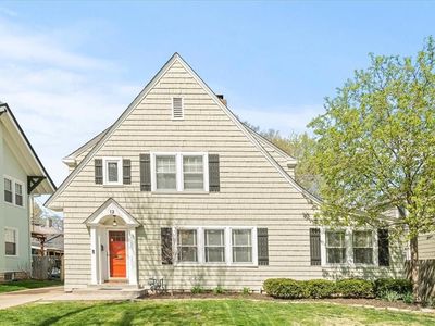 12 W 70th St, Kansas City, MO, 64113