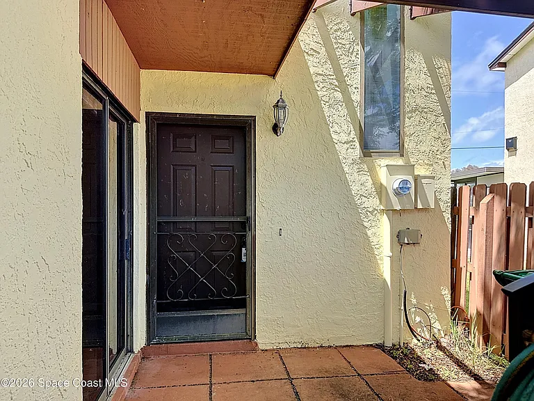 48 Bogart Pl — Photo 27