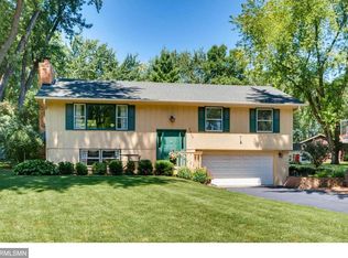 2455 Bobolink Rd, Long Lake, MN 55356