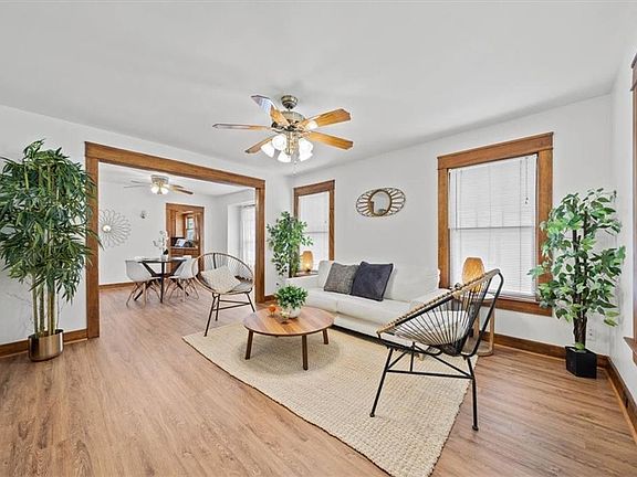 3rd image of 4409 Eaton St