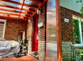 224 Galloway Rd, Toronto, ON M1E1X4