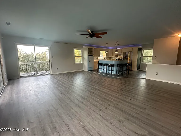 7301 Sound Dr #EAST — Photo 5