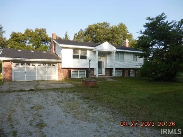 8706 N Meridian Rd, Monon, IN 47959