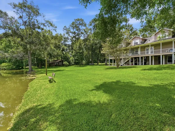 249 Lakeshore Dr, Cleveland, TX 77327