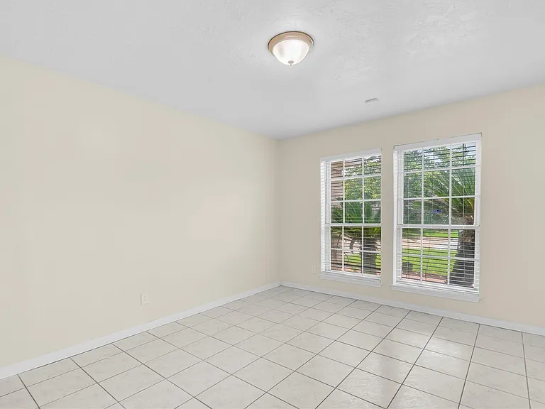10606 Beckfield Dr — Photo 6