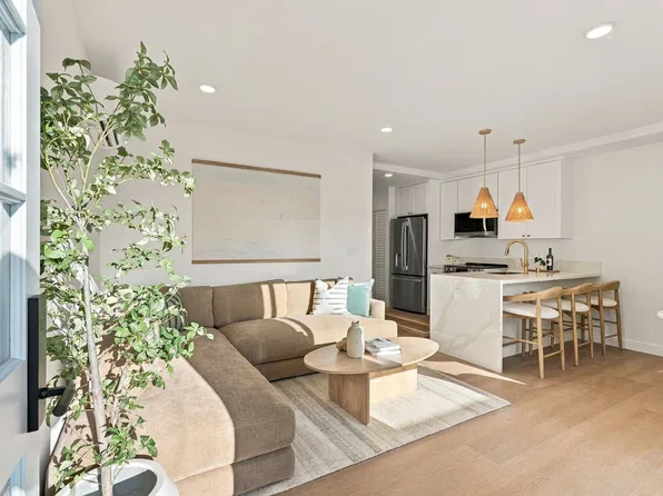 720 21st Street (Anza 20720, LLC), 720-724 21st St #720-21, Hermosa Beach, CA 90254