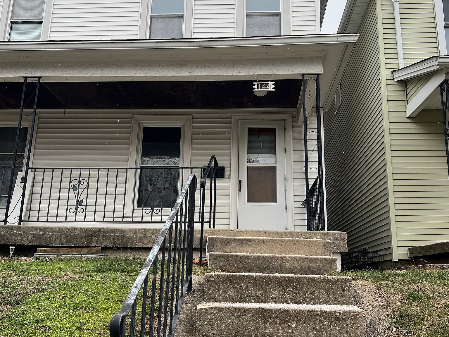 144 Notre Dame Ave — Photo 1